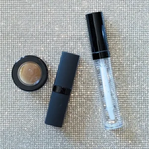 Audrey Morris Cosmetics Lip Kit (Lip Sugar Scrub, Vitamin E Stick, Lip Plumper Gloss)
